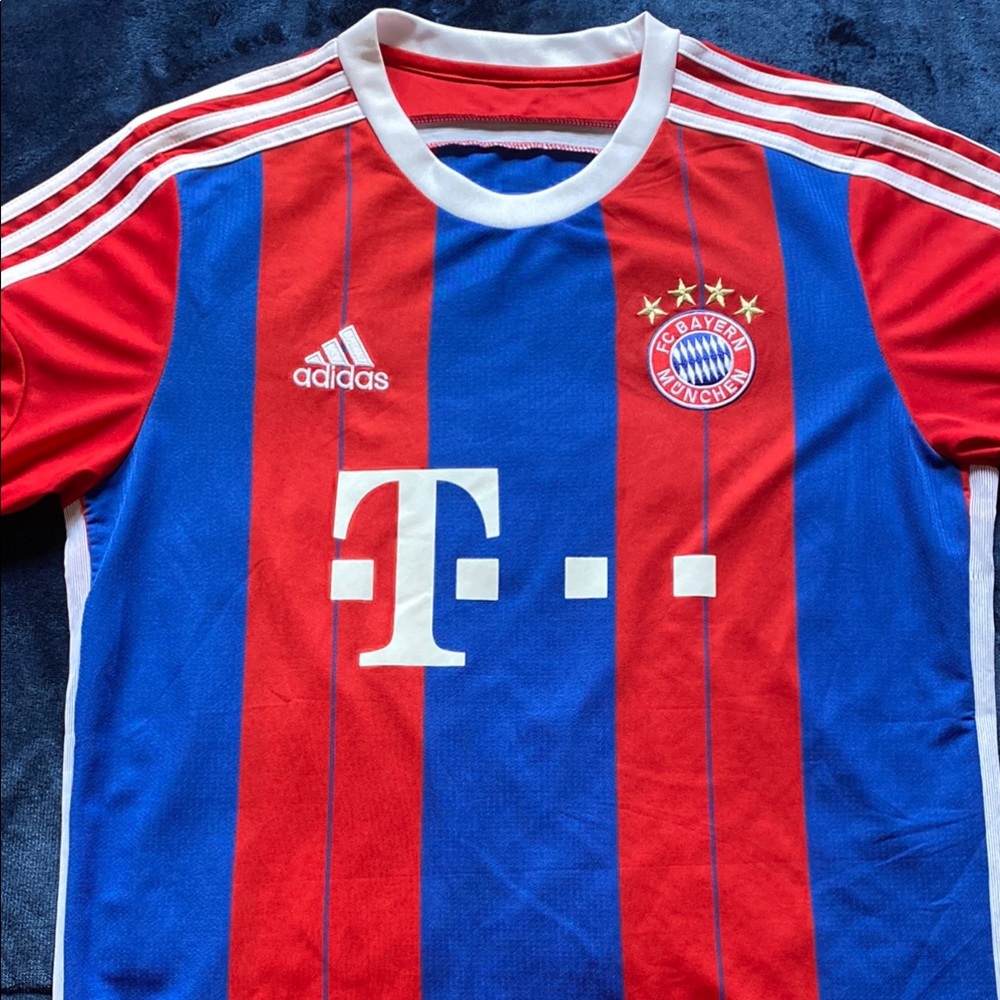 Adidas Bayern Munich Thiago jersey